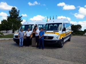 Secretaria de Educacao de Cerrito adquire duas vans para transporte escolar